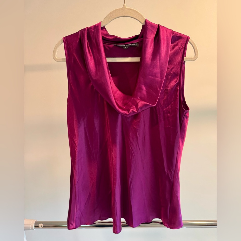 Chic Sleeveless Cowl Neck Blouse